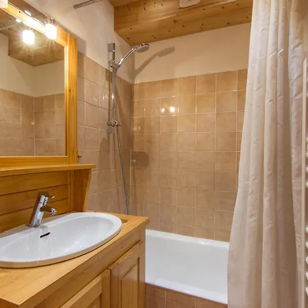 Confortable A Avec Balcon, Wifi Et Animaux Admis - Fr-1-818-84 라클루자
